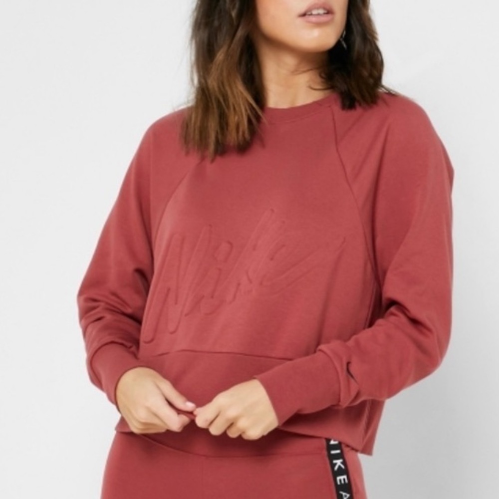 Nike Dri Fit Midi Cropped Crew Neck Bubble Logo Sweatshirt Rust Yam Size Small